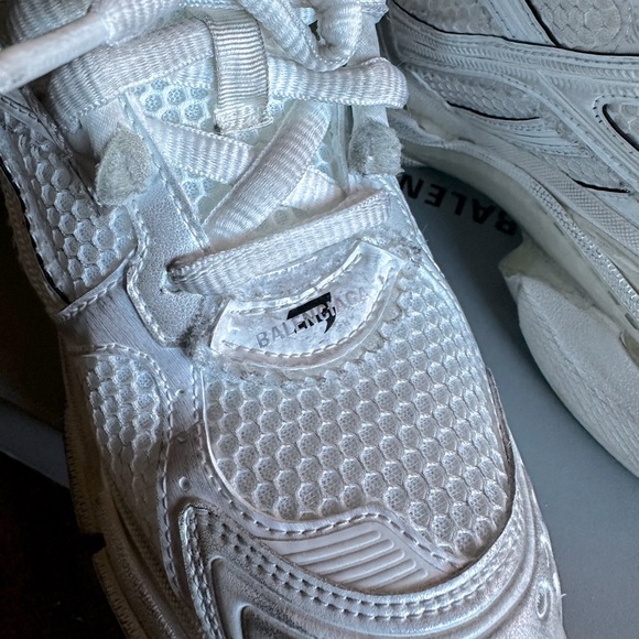 Balenciaga Runners - Picture 11 of 13